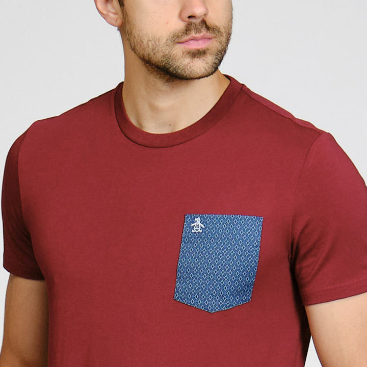 Playera Con Bolsillo Estampado