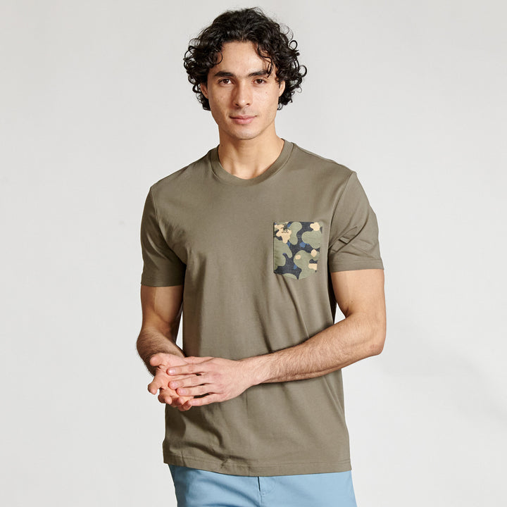 Playera Camo Pete Con Bolsillo - Original Penguin México