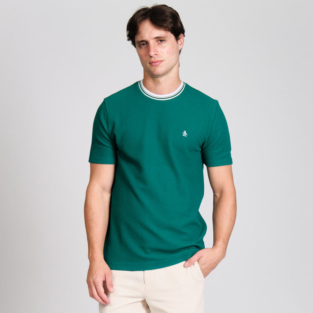 Playera De Algodón Con Detalle En Cuello