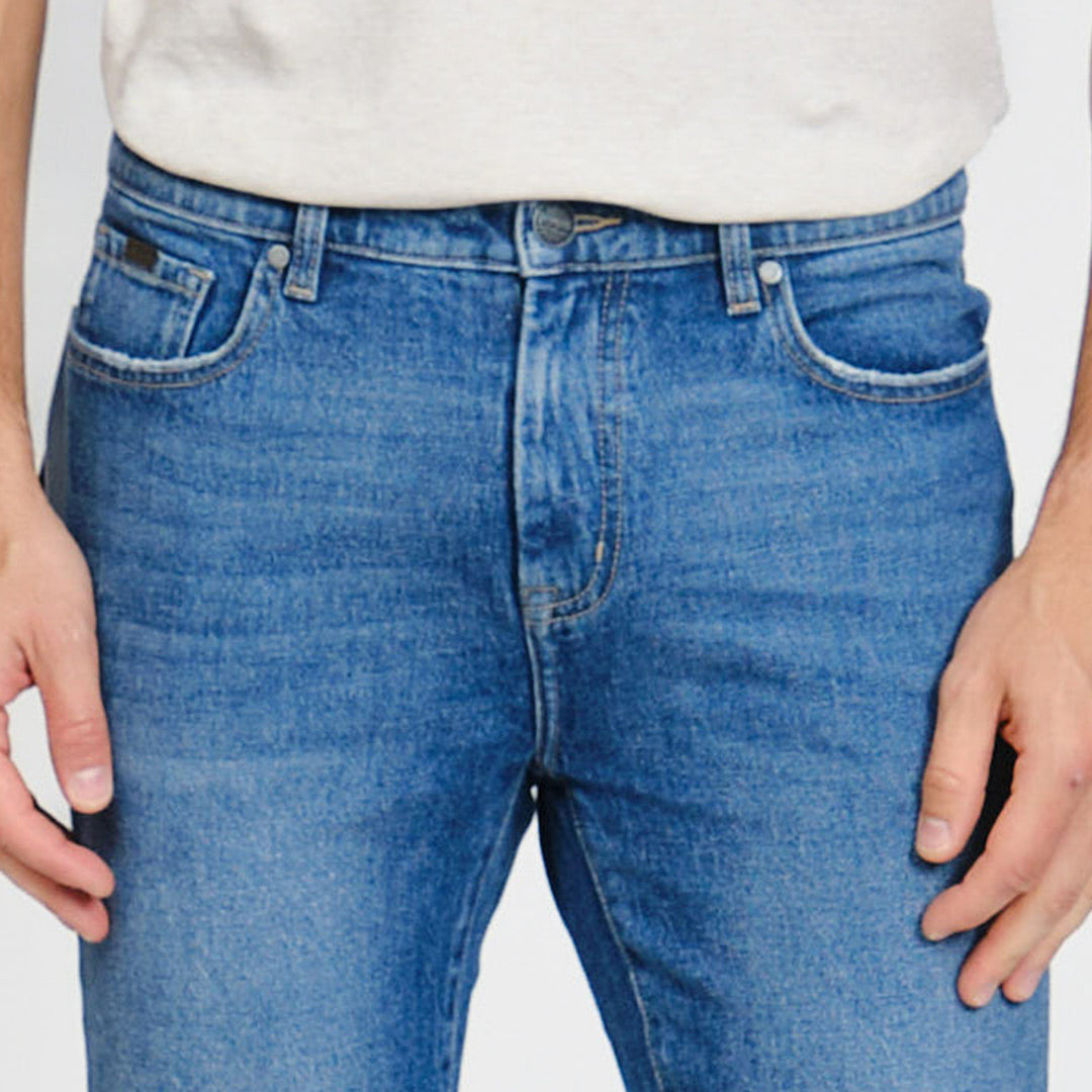 Jeans Rectos Con Deslavado Denim