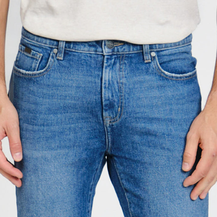 Jeans Rectos Con Deslavado Denim