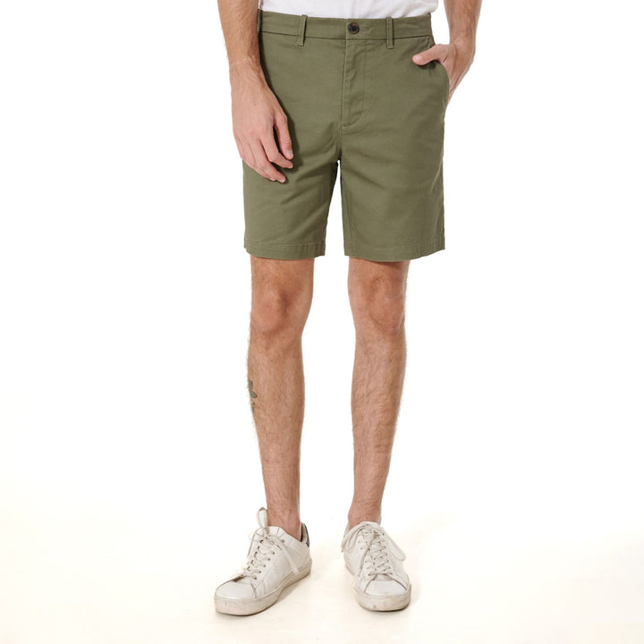 Short Basico Chino De 8"