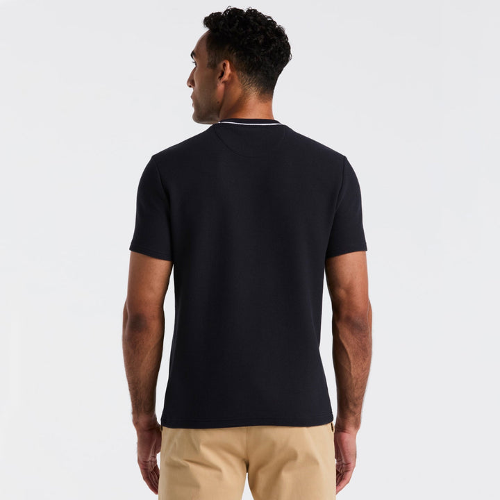 Playera Tipo Sueter Con Detalle En Cuello