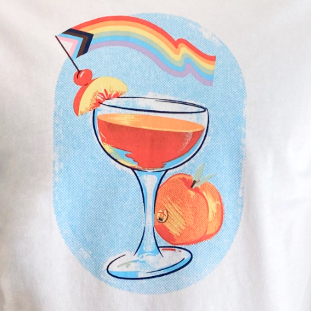 Playera Con Estampado Pride Cocktail
