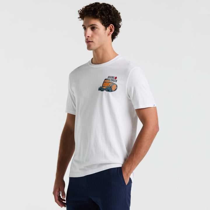 Playera Con Pequeño Estampado En Pecho